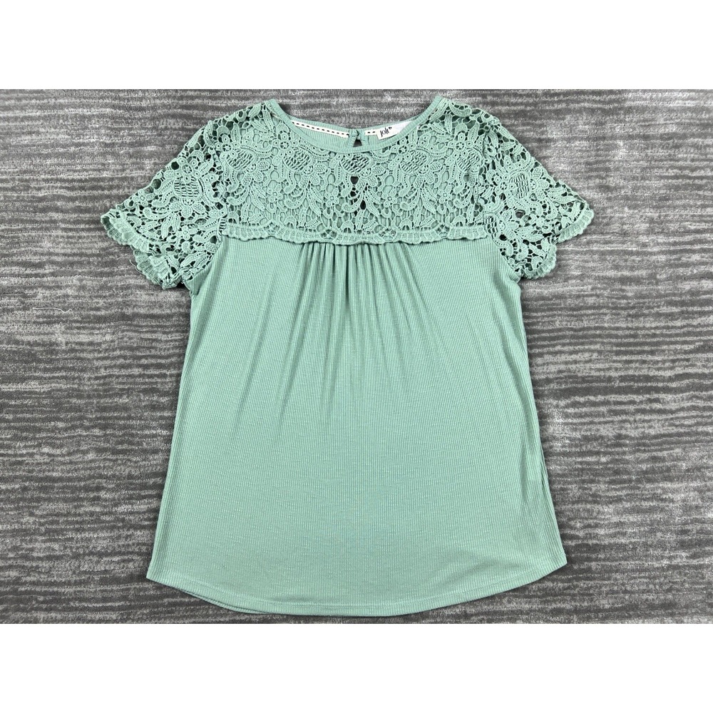 Jolt Top Womens Med Sage Green Crochet Lace Yoke Ribbed Knit Short Sleeve Blouse